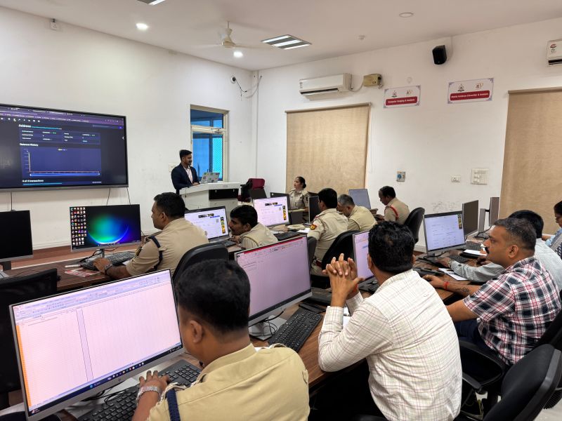 Officers and participants at CDTI crypto and dark web forensics training